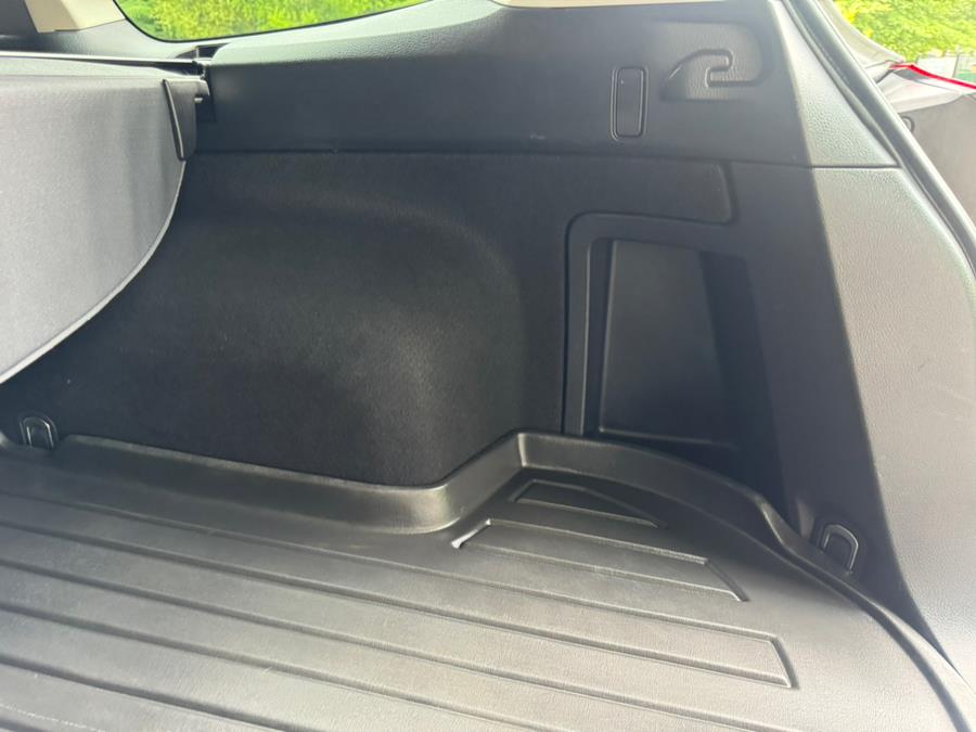 2011 Subaru Outback 2.5i Premium photo