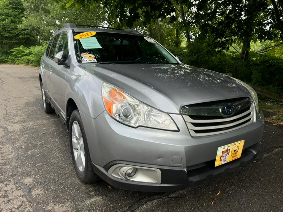 2011 Subaru Outback 2.5i Premium photo