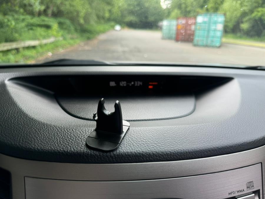 2011 Subaru Outback 2.5i Premium photo