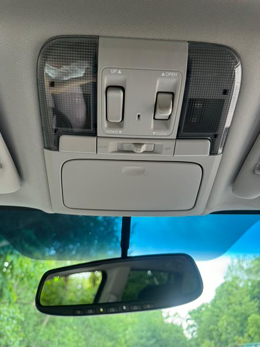 2011 Subaru Outback 2.5i Premium photo