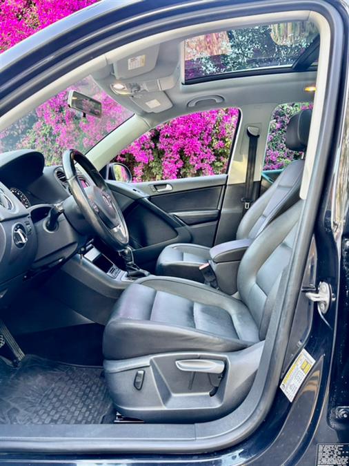 2013 Volkswagen Tiguan S photo