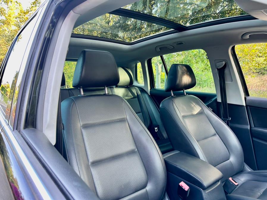 2013 Volkswagen Tiguan S photo