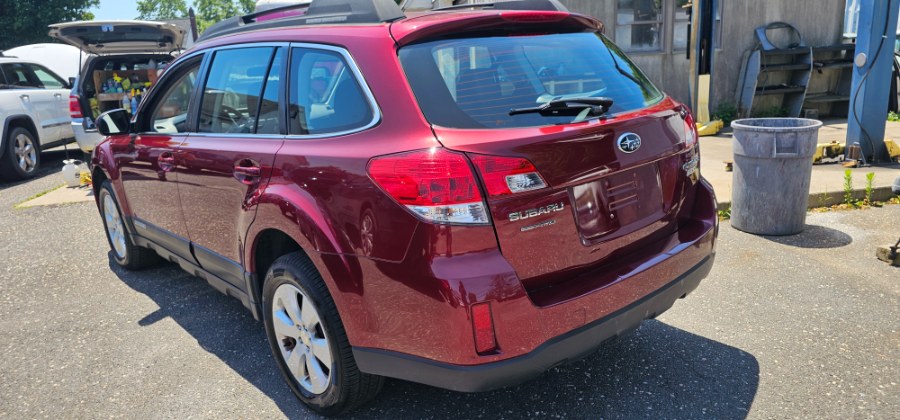 2012 Subaru Outback 2.5i photo