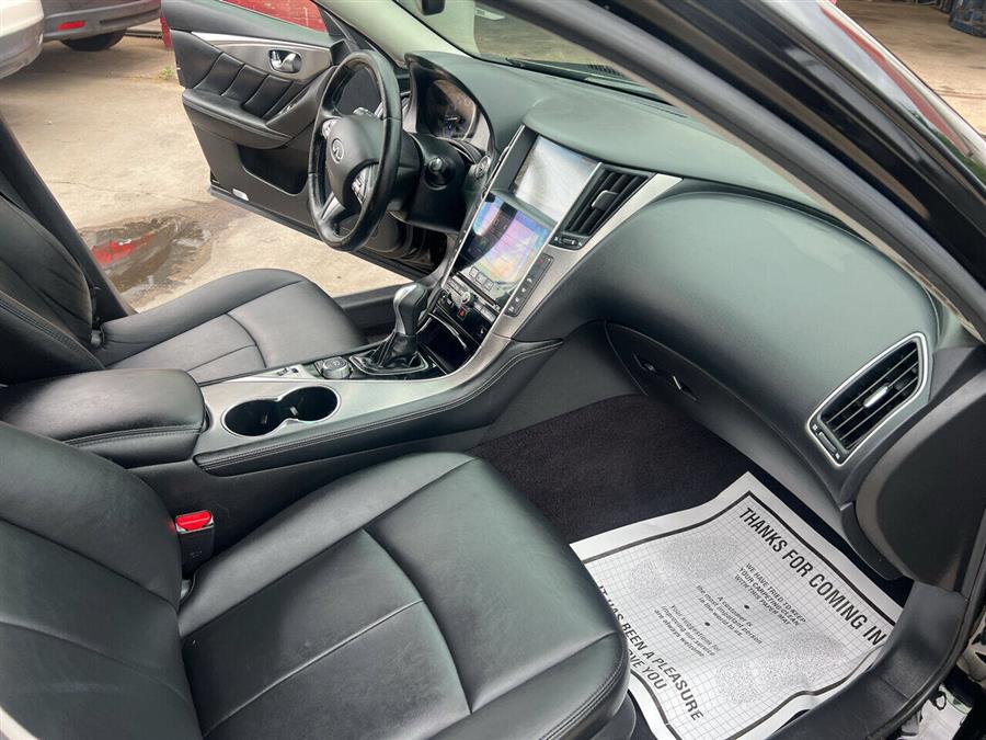 2014 Infiniti Q50 photo