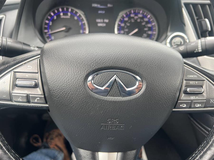 2014 Infiniti Q50 photo