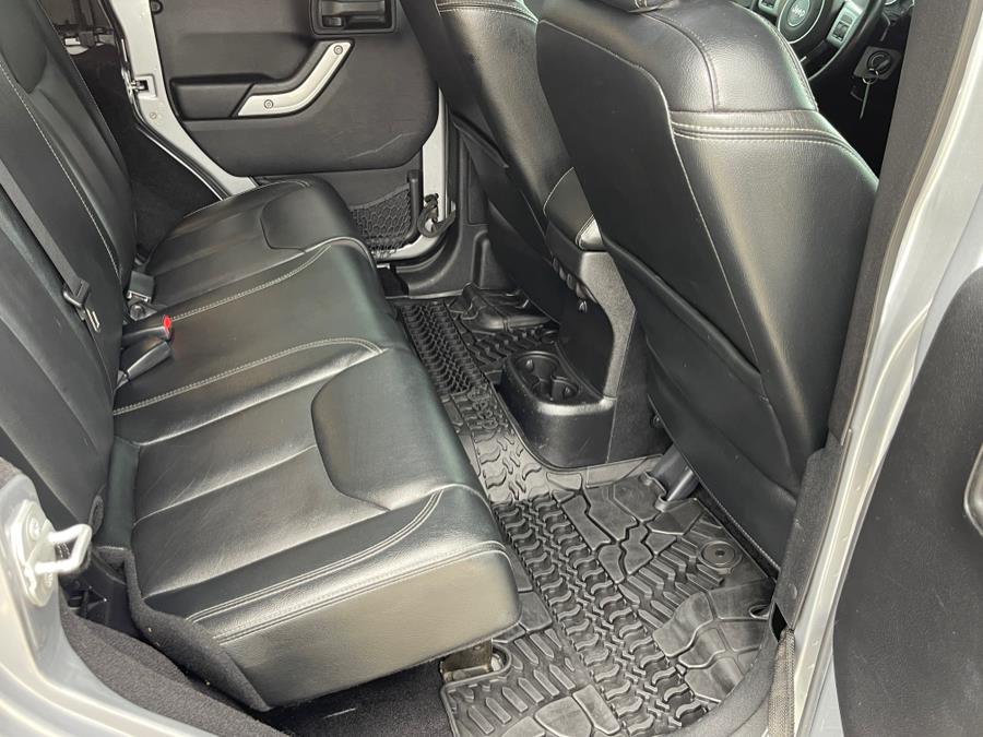2016 Jeep Wrangler Unlimited Rubicon photo