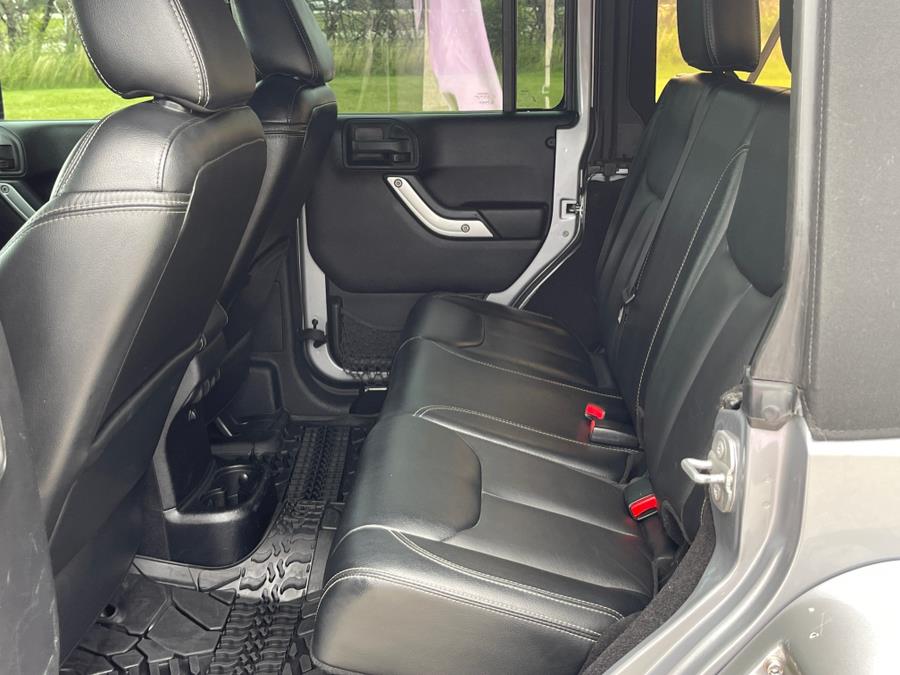 2016 Jeep Wrangler Unlimited Rubicon photo