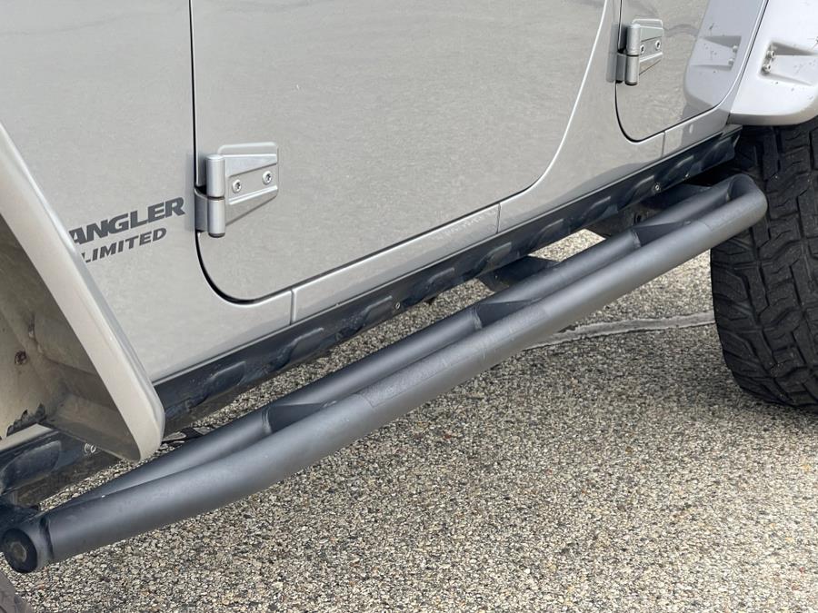 2016 Jeep Wrangler Unlimited Rubicon photo