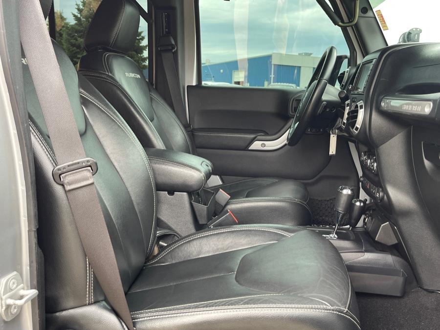 2016 Jeep Wrangler Unlimited Rubicon photo