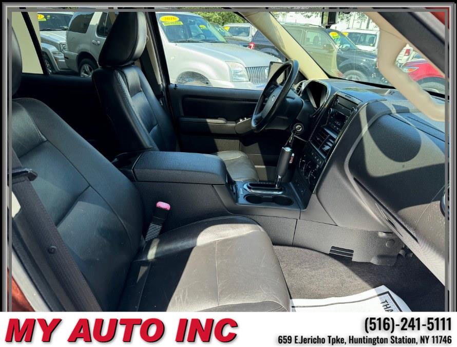 2010 Ford Explorer XLT photo