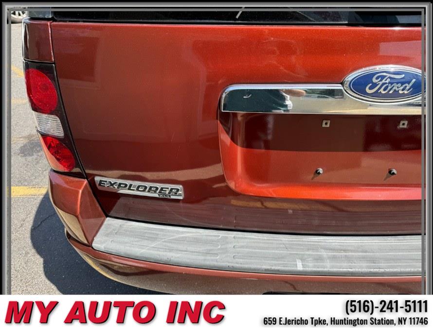 2010 Ford Explorer XLT photo