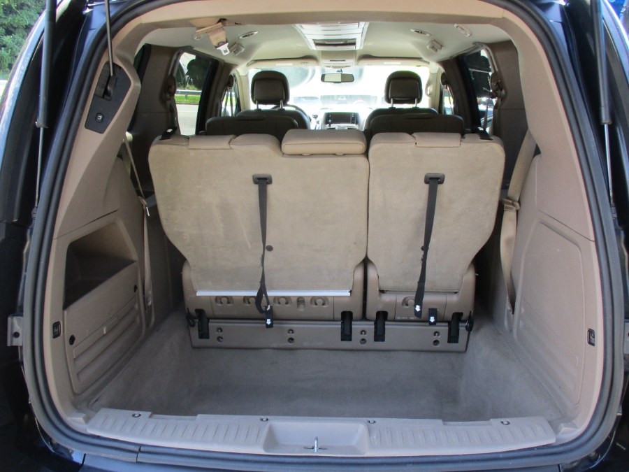 2016 Chrysler Town & Country 4dr Wgn Touring photo