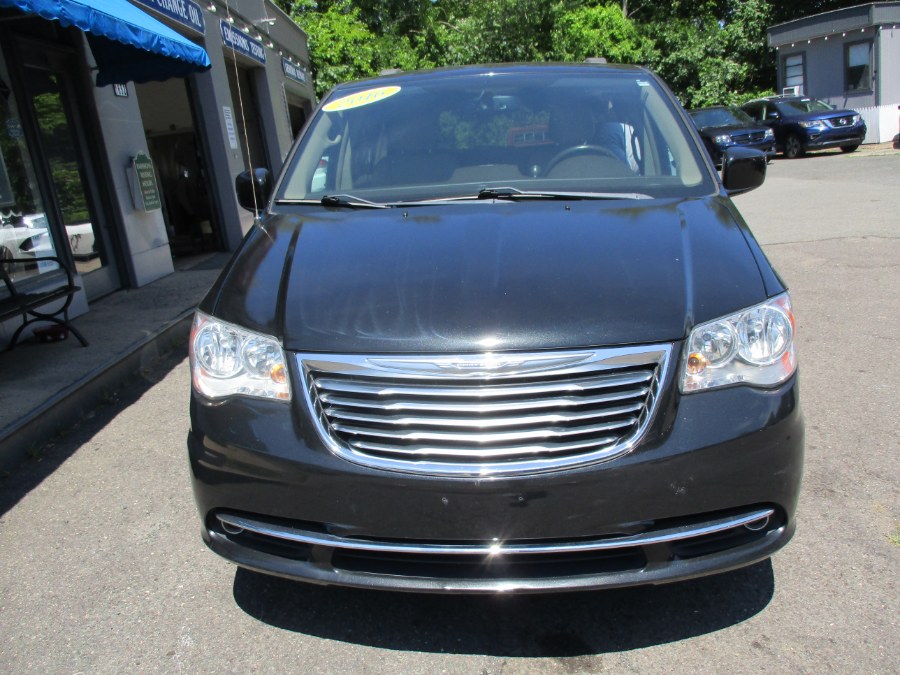 2016 Chrysler Town & Country 4dr Wgn Touring photo