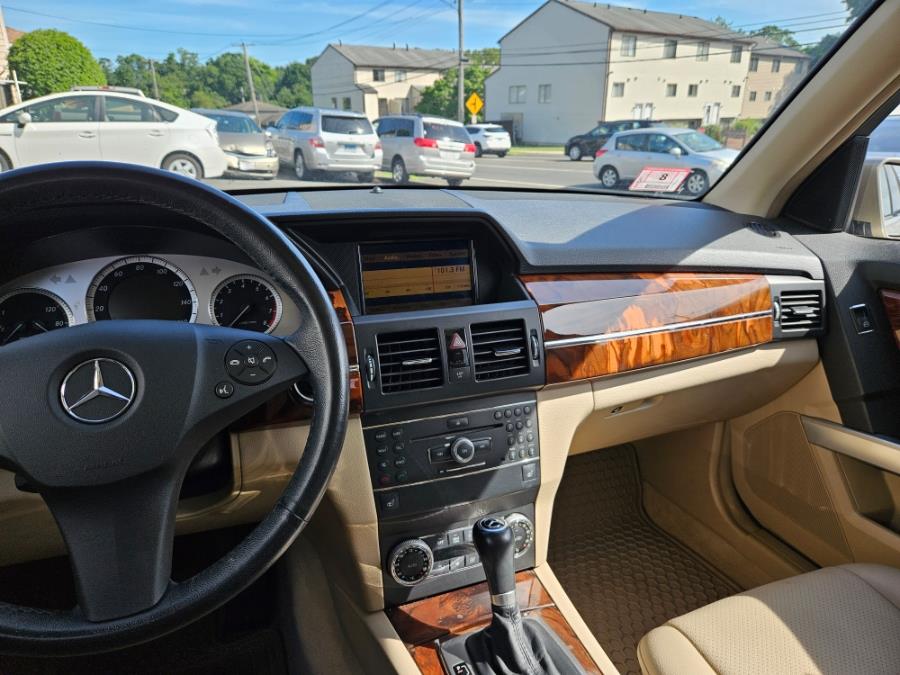 2010 Mercedes-Benz GLK-Class GLK350 photo