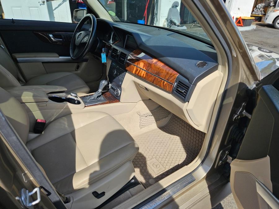 2010 Mercedes-Benz GLK-Class GLK350 photo