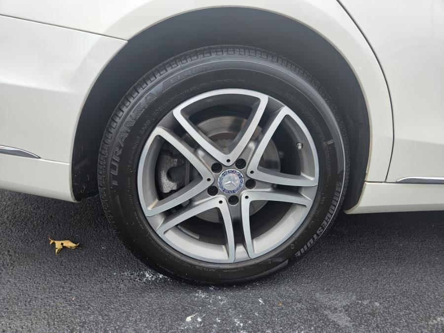 2016 Mercedes-Benz S-Class 4dr Sdn S 550 4MATIC photo