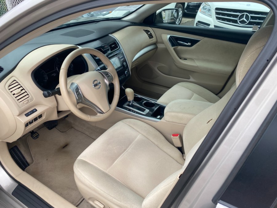 2013 Nissan Altima 2.5 photo
