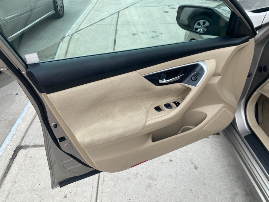 2013 Nissan Altima 2.5 photo