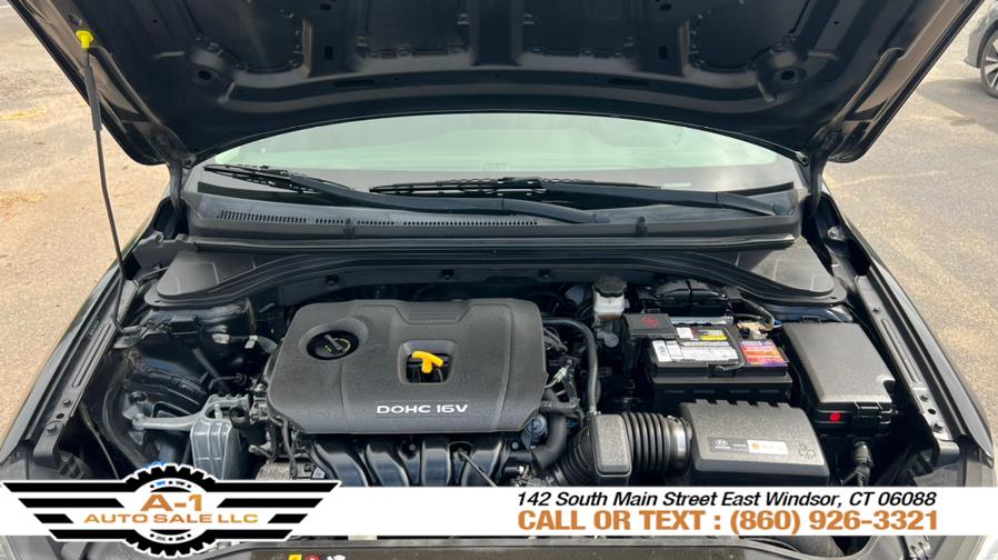 2017 Hyundai Elantra SE 2.0L Auto (Alabama) photo