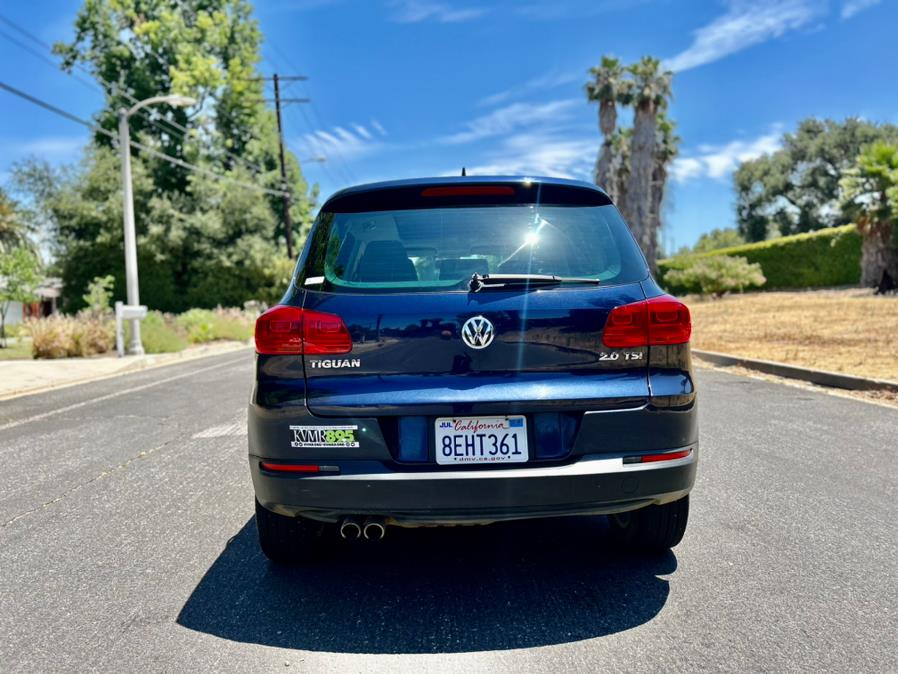 2012 Volkswagen Tiguan S photo