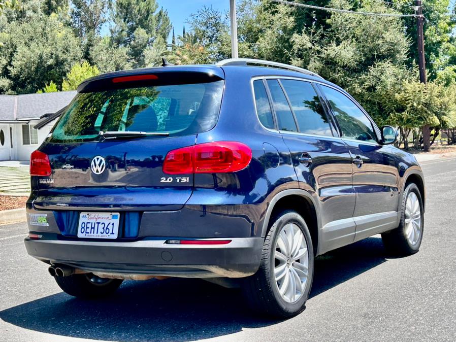 2012 Volkswagen Tiguan S photo