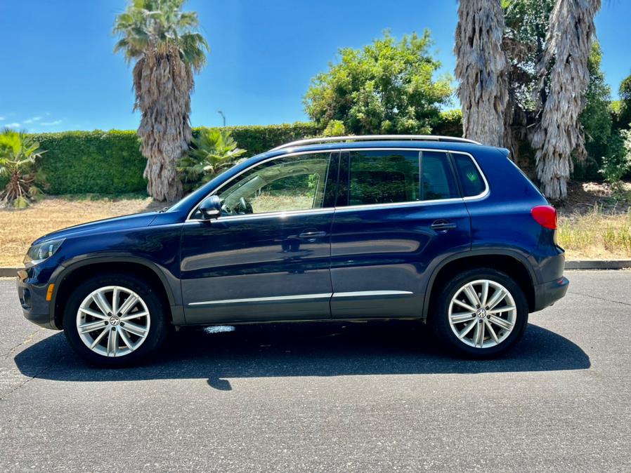 2012 Volkswagen Tiguan S photo