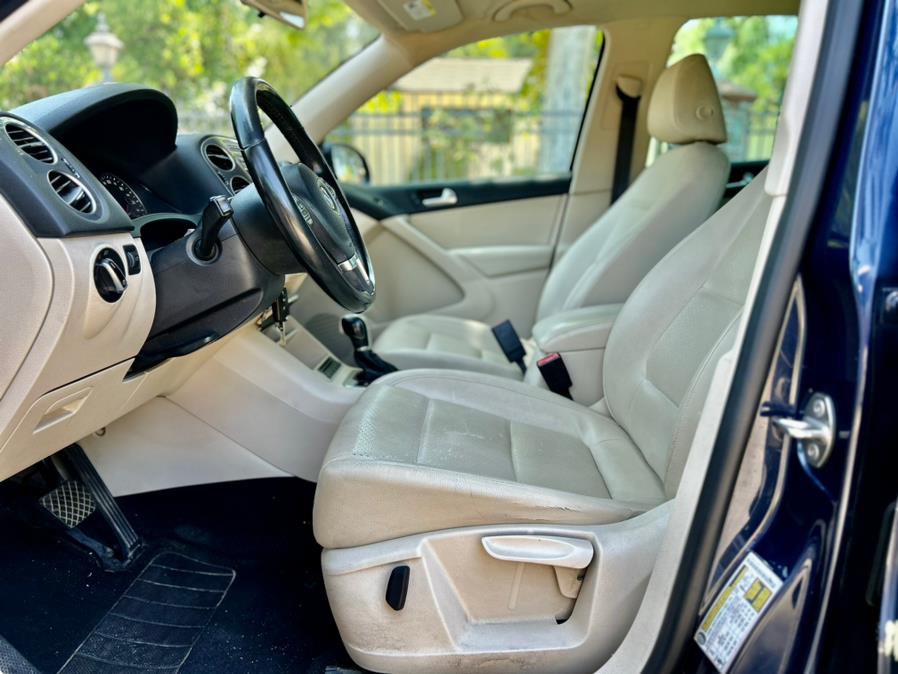 2012 Volkswagen Tiguan S photo