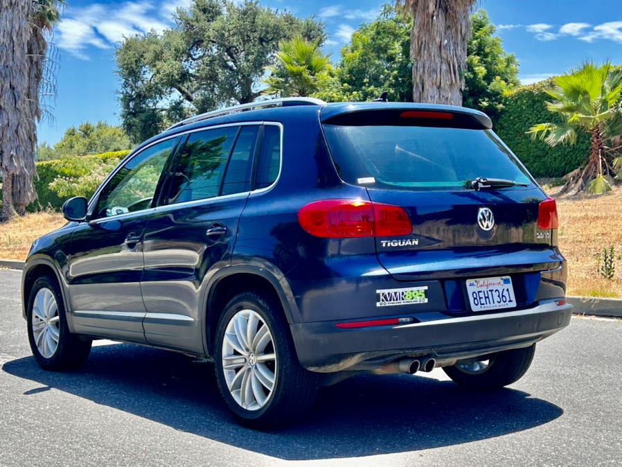 2012 Volkswagen Tiguan S photo