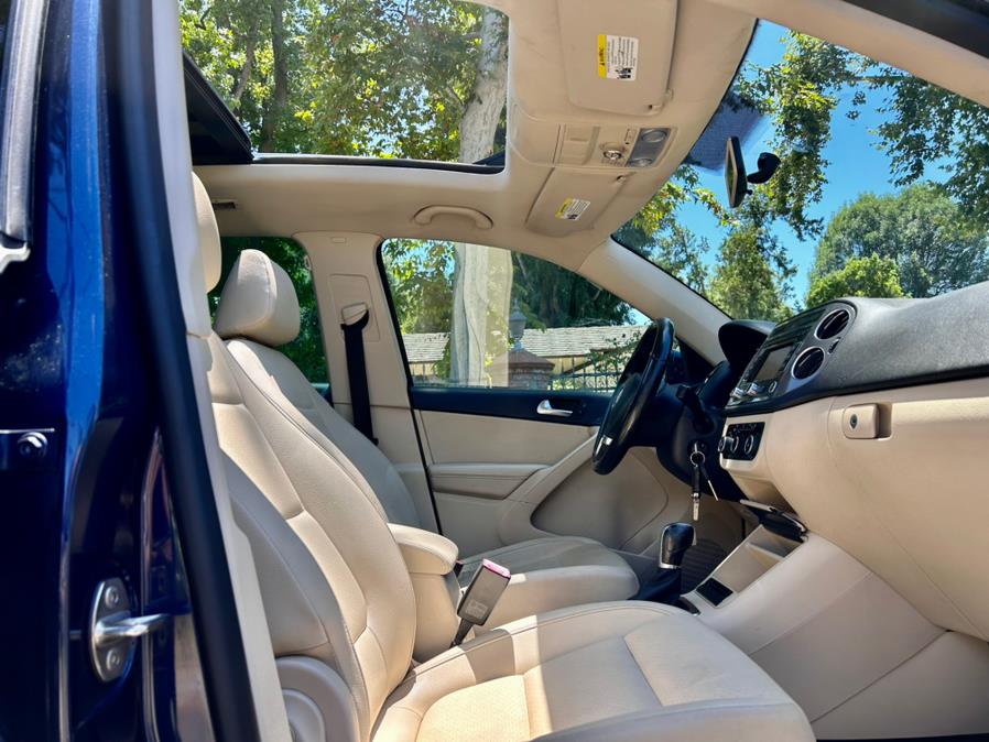 2012 Volkswagen Tiguan S photo
