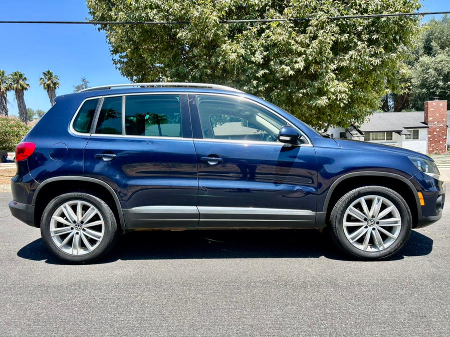 2012 Volkswagen Tiguan S photo