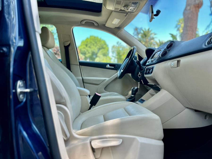 2012 Volkswagen Tiguan S photo