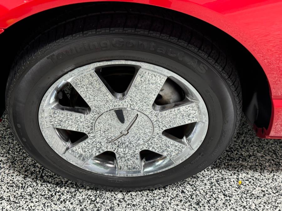 2002 Ford Thunderbird Deluxe photo