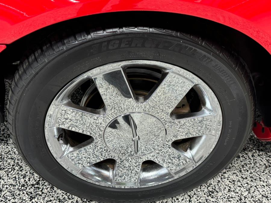 2002 Ford Thunderbird Deluxe photo