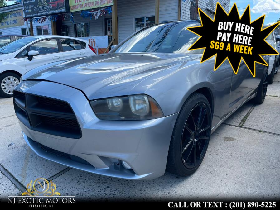 2013 Dodge Charger SE photo