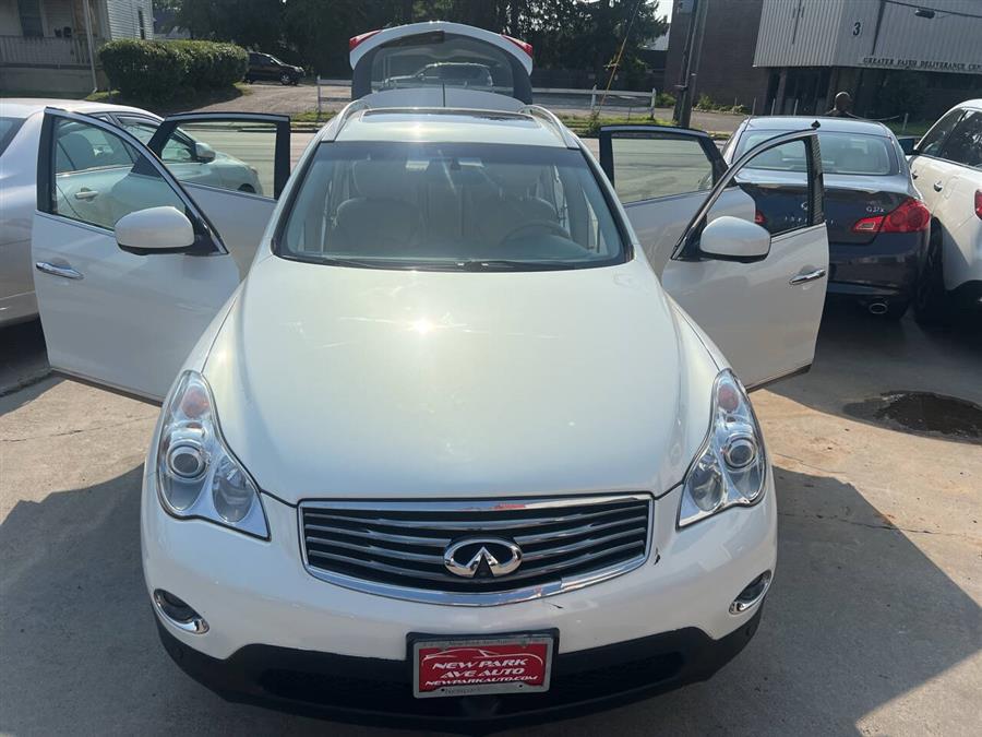 2014 Infiniti QX50 photo