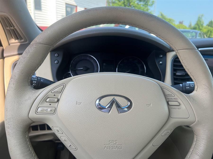 2014 Infiniti QX50 photo