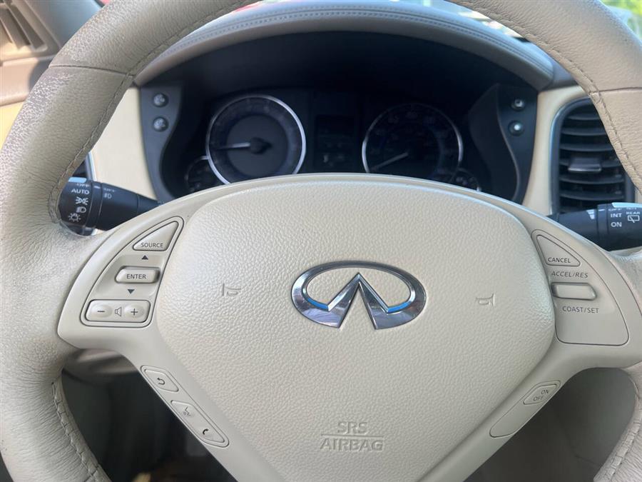 2014 Infiniti QX50 photo