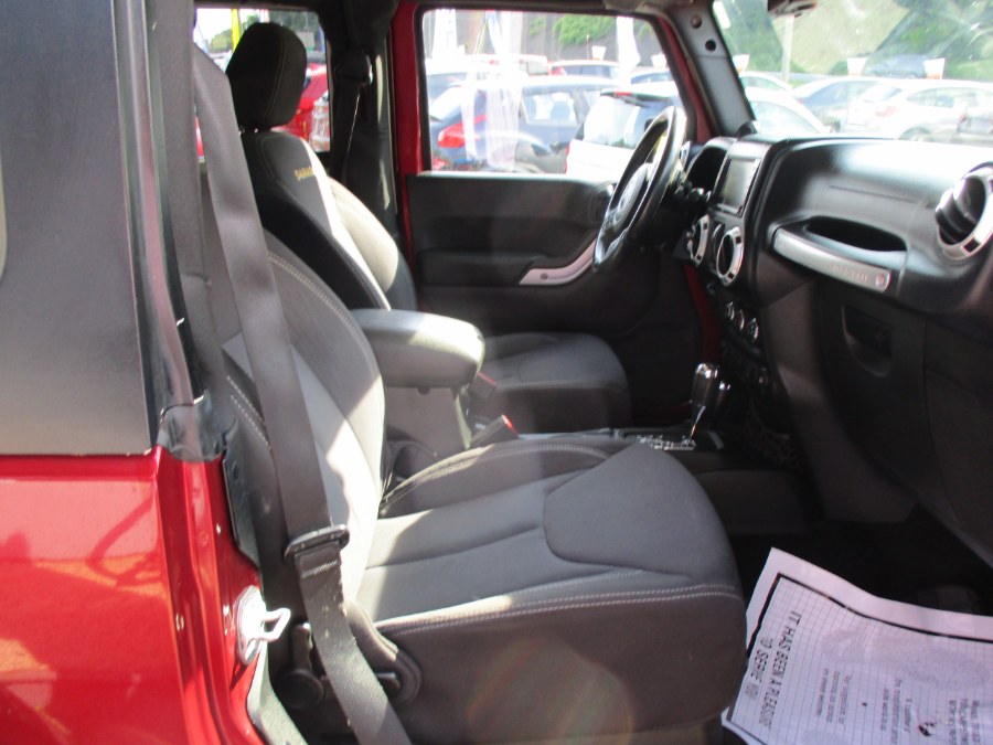 2013 Jeep Wrangler Sahara photo