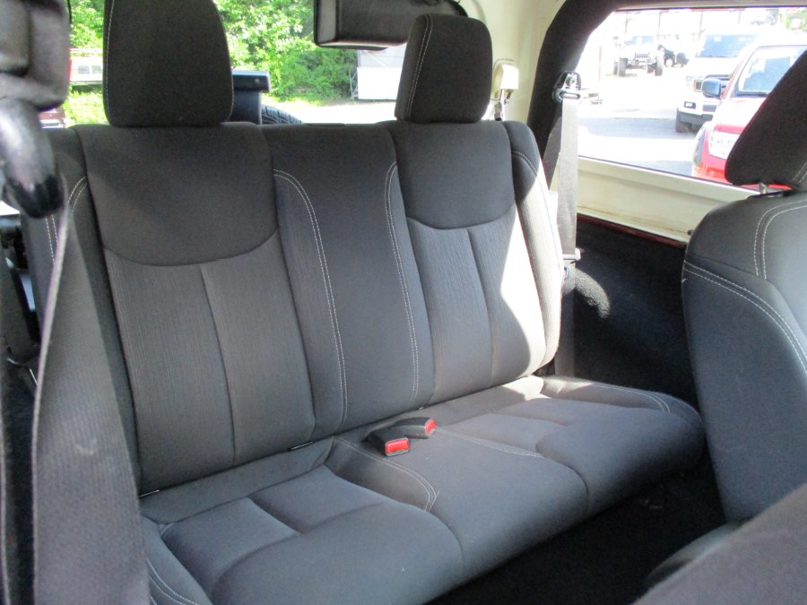 2013 Jeep Wrangler Sahara photo