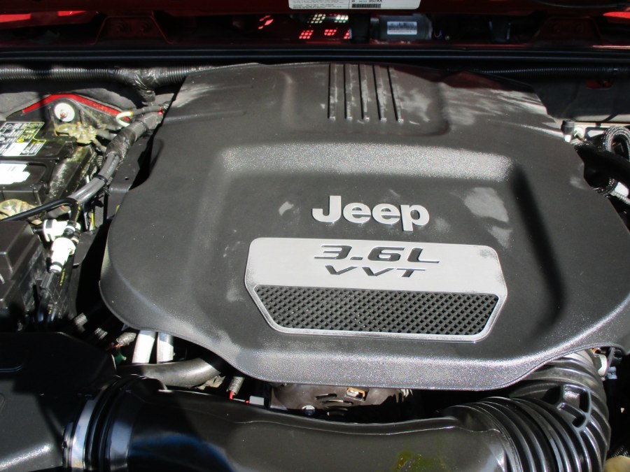 2013 Jeep Wrangler Sahara photo
