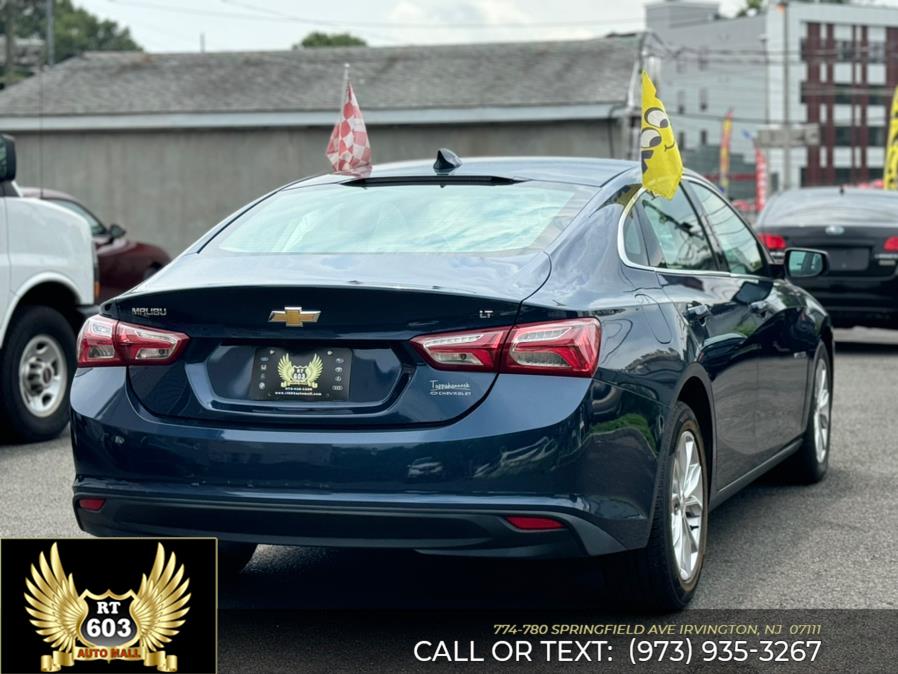 2020 Chevrolet Malibu 4dr Sdn LT photo