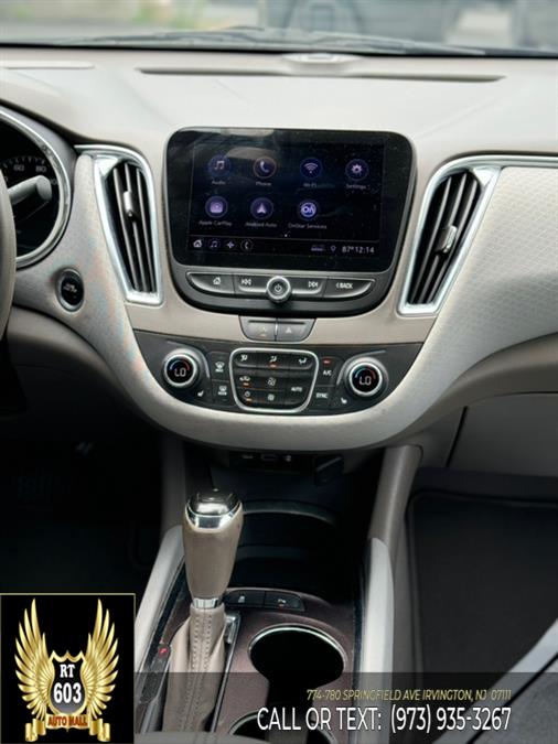 2020 Chevrolet Malibu 4dr Sdn LT photo