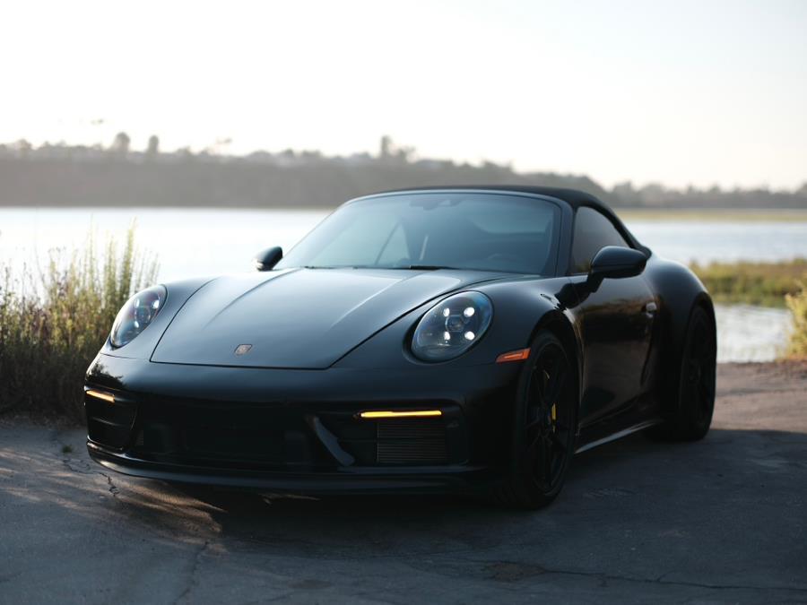 2022 Porsche 911 Carrera GTS Cabriolet photo