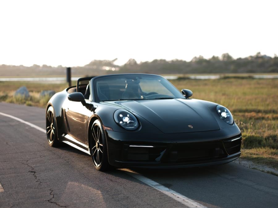 2022 Porsche 911 Carrera GTS Cabriolet photo