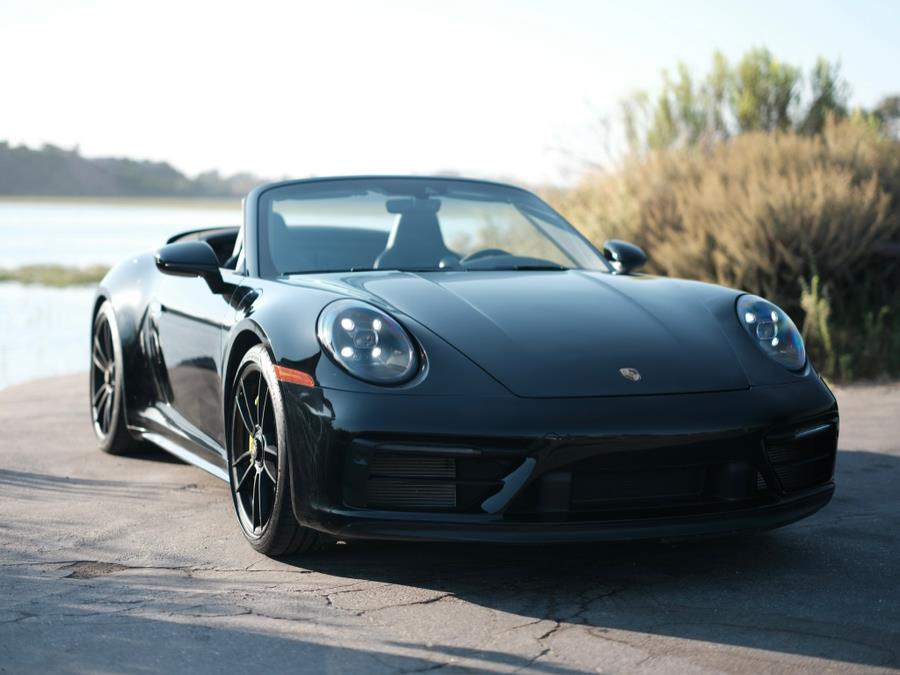 2022 Porsche 911 Carrera GTS Cabriolet photo