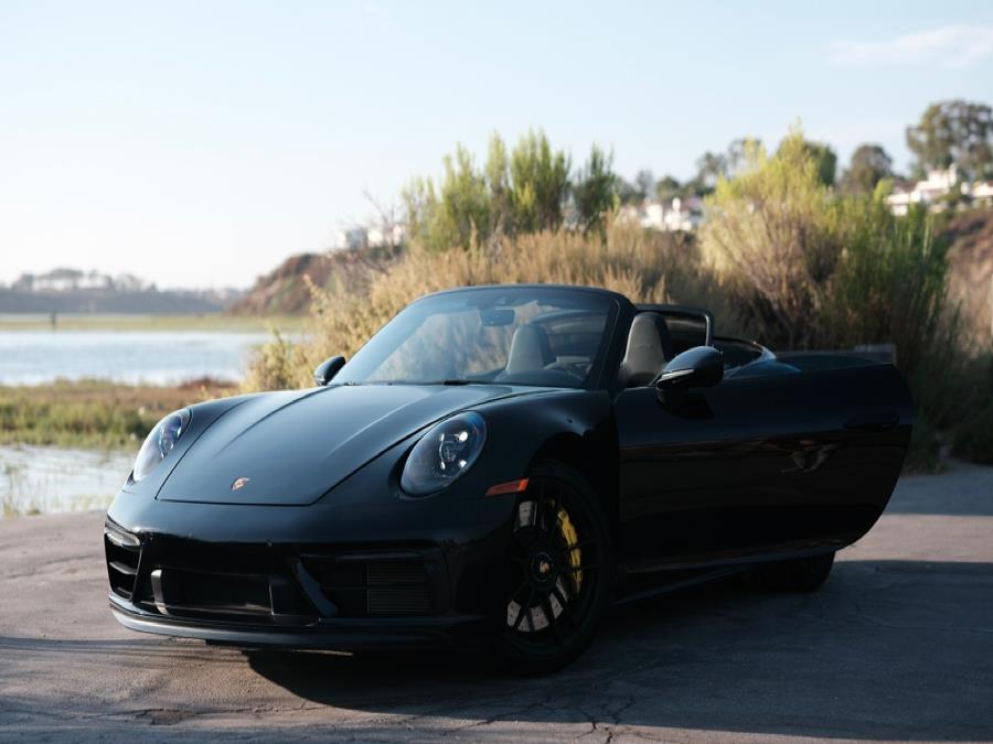 2022 Porsche 911 Carrera GTS Cabriolet photo