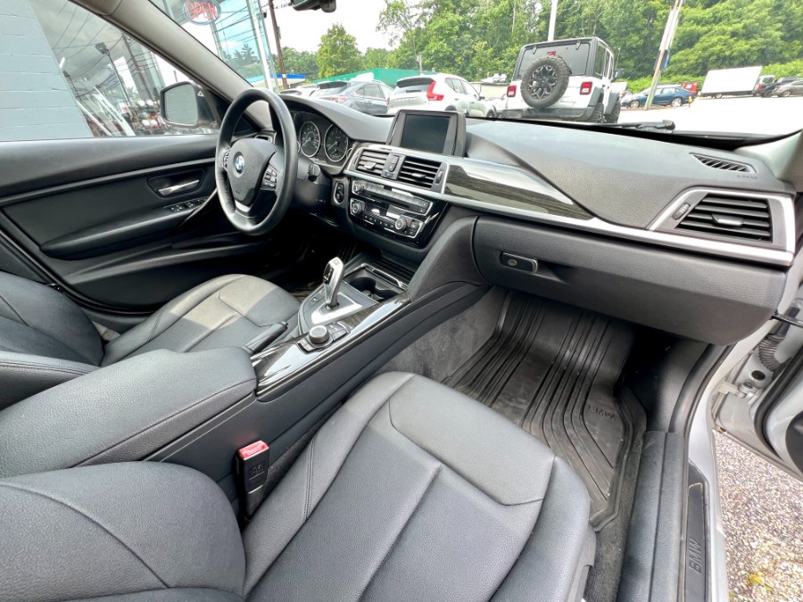 2018 BMW 3-Series 320i xDrive Sedan South Africa photo