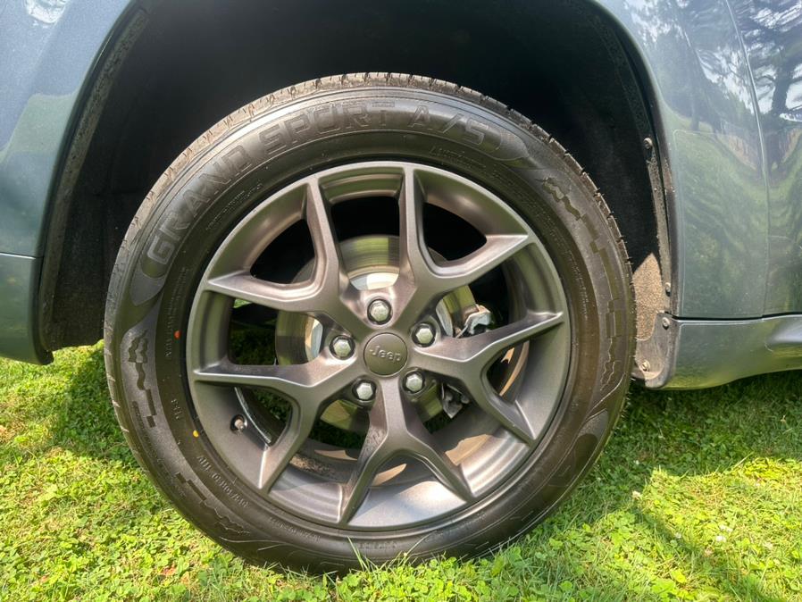 2020 Jeep Grand Cherokee Limited 4x4 photo