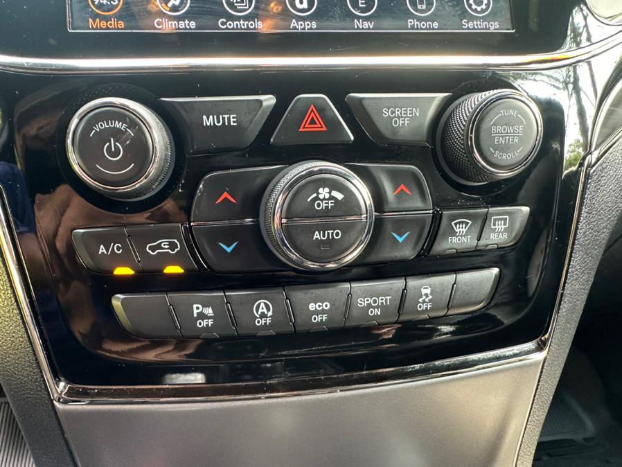 2020 Jeep Grand Cherokee Limited 4x4 photo