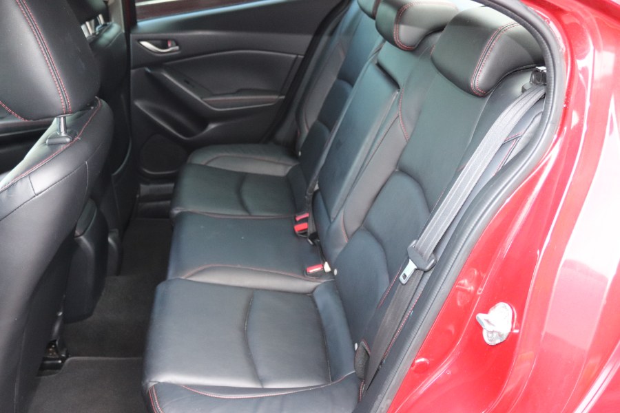 2015 Mazda Mazda3 4dr Sdn Auto i Grand Touring photo